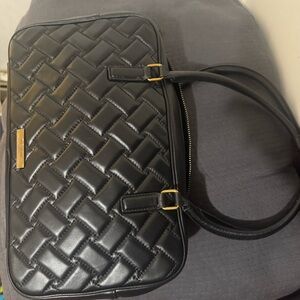 Kurt Geiger Black Quilted Shoulder Bag
Size is 9 inches deep by 14 inches wide